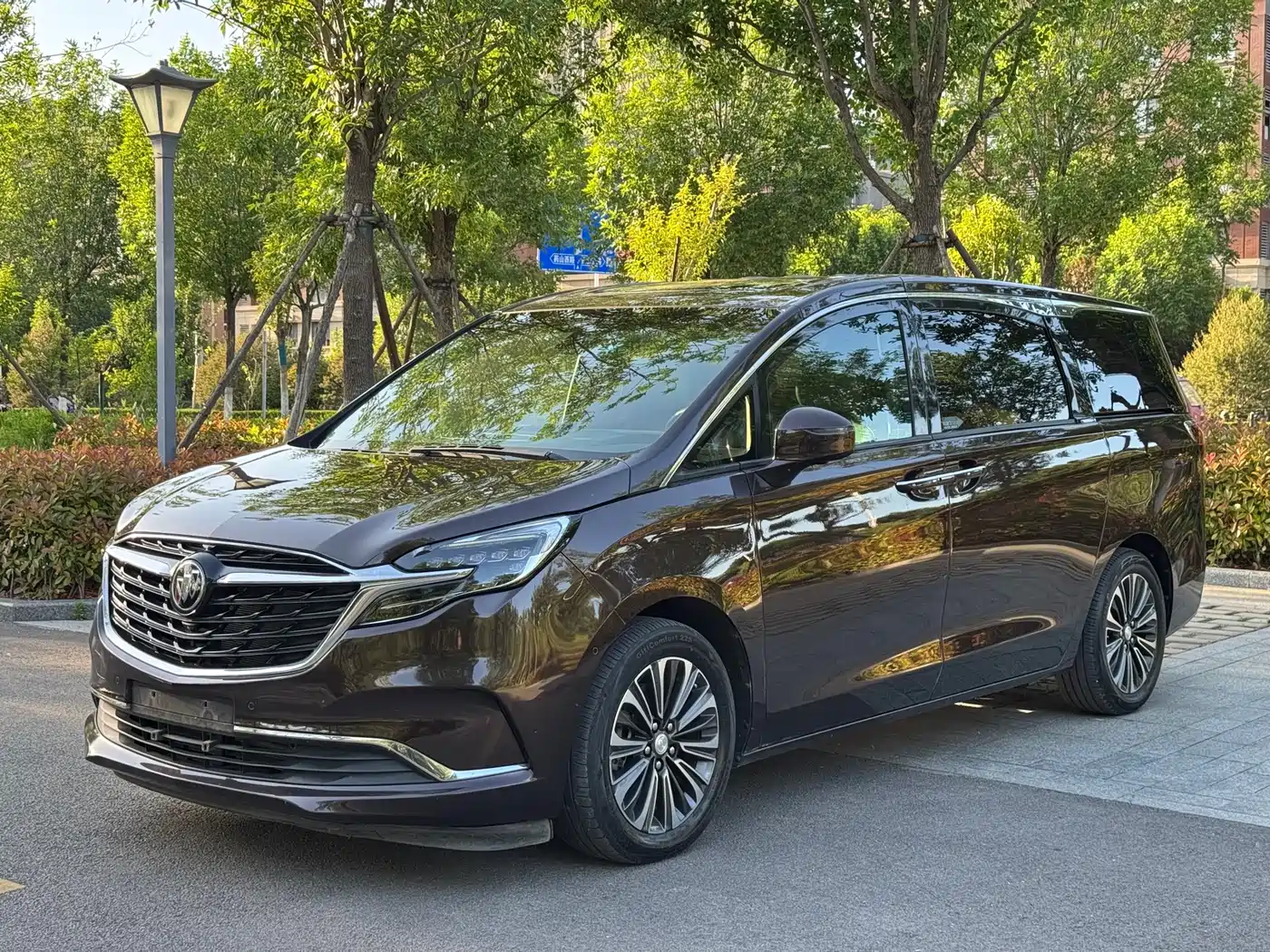 Buick GL8 2021 ES Landlord 653T Luxury