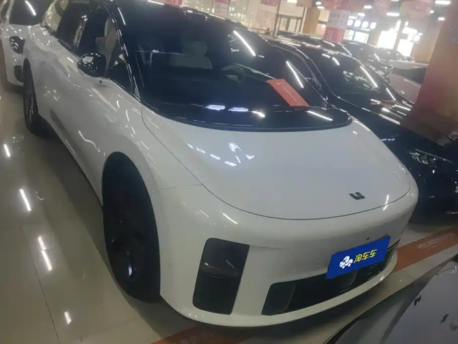 Li Auto i6 2025 2025 2WD Base Model
