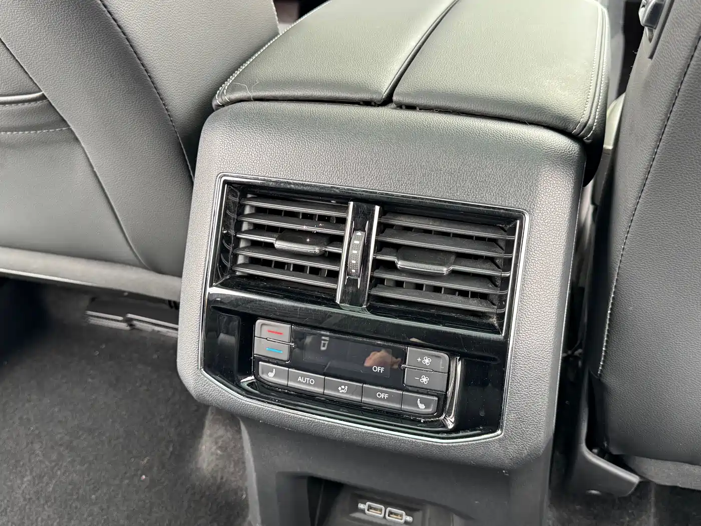 Volkswagen Teramont 2019 Teramont X 530 V6 4WD Prestige Flagship Edition фото 21