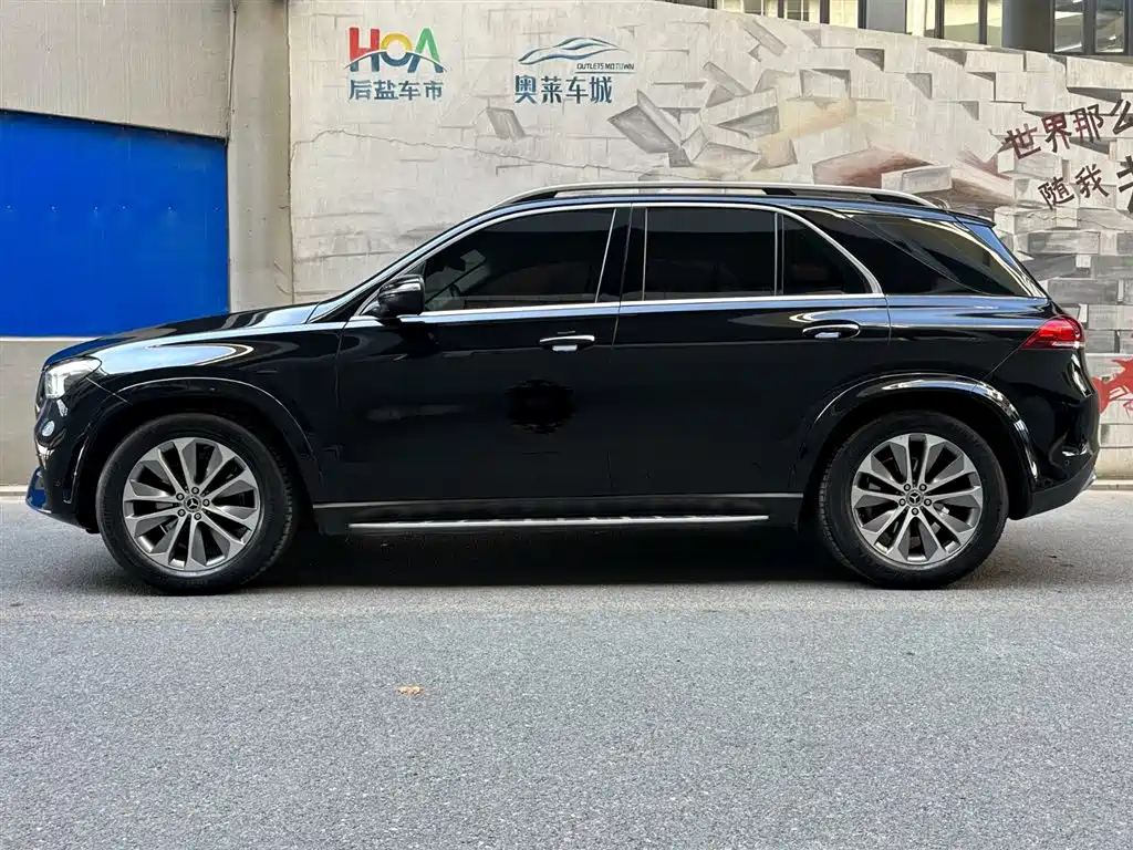 Mercedes-Benz GLE 2022 GLE 350 4MATIC Fashion фото 3