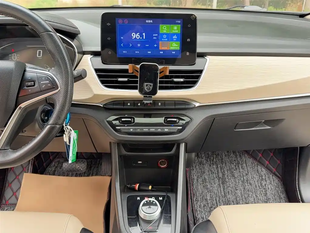 Baojun 360 2019 2018 1.5L Automatic Luxury (China V)
