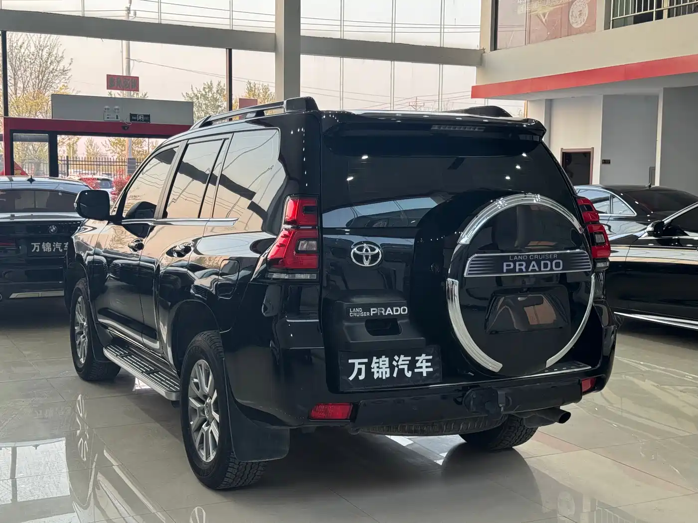 Toyota Prado 2018 3.5L Automatic VX NAVI Rear-mounted Spare Tire фото 4