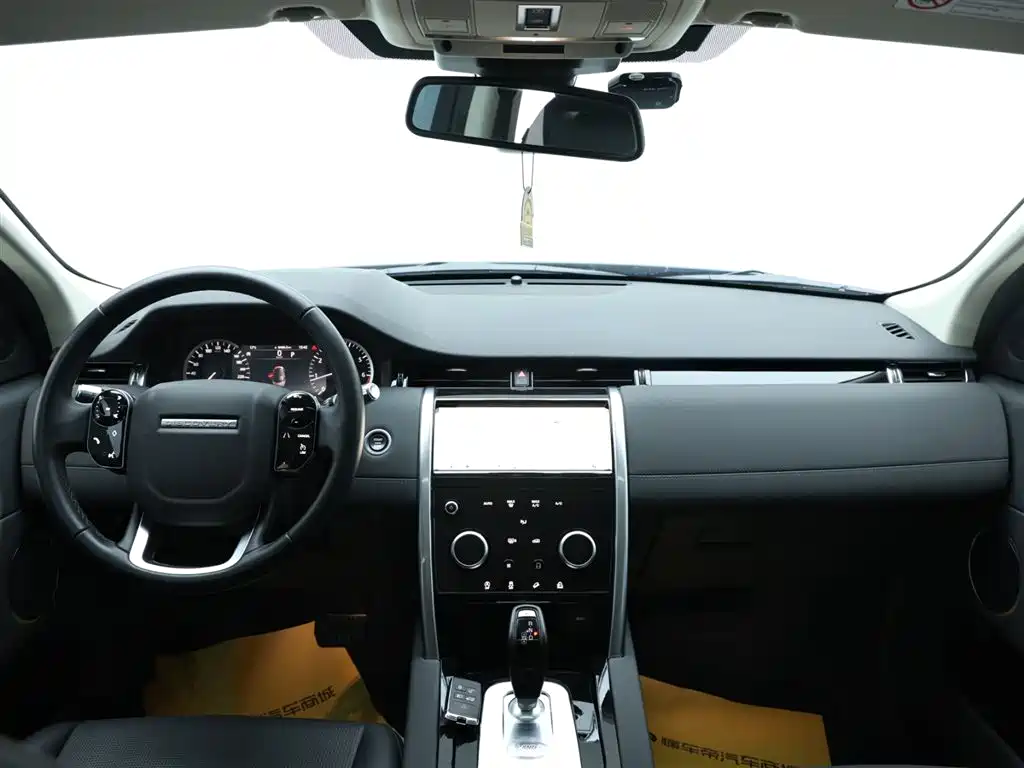 Land Rover Discovery Sport 2020 200PS Family Edition фото 15