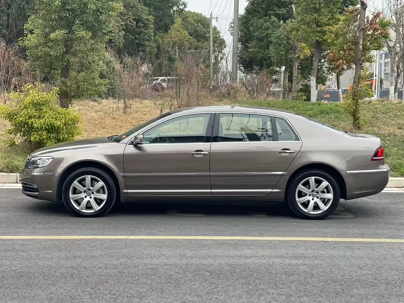 Volkswagen Phaeton 2015 Model 3.0L Smart Enjoyment Edition фото 7