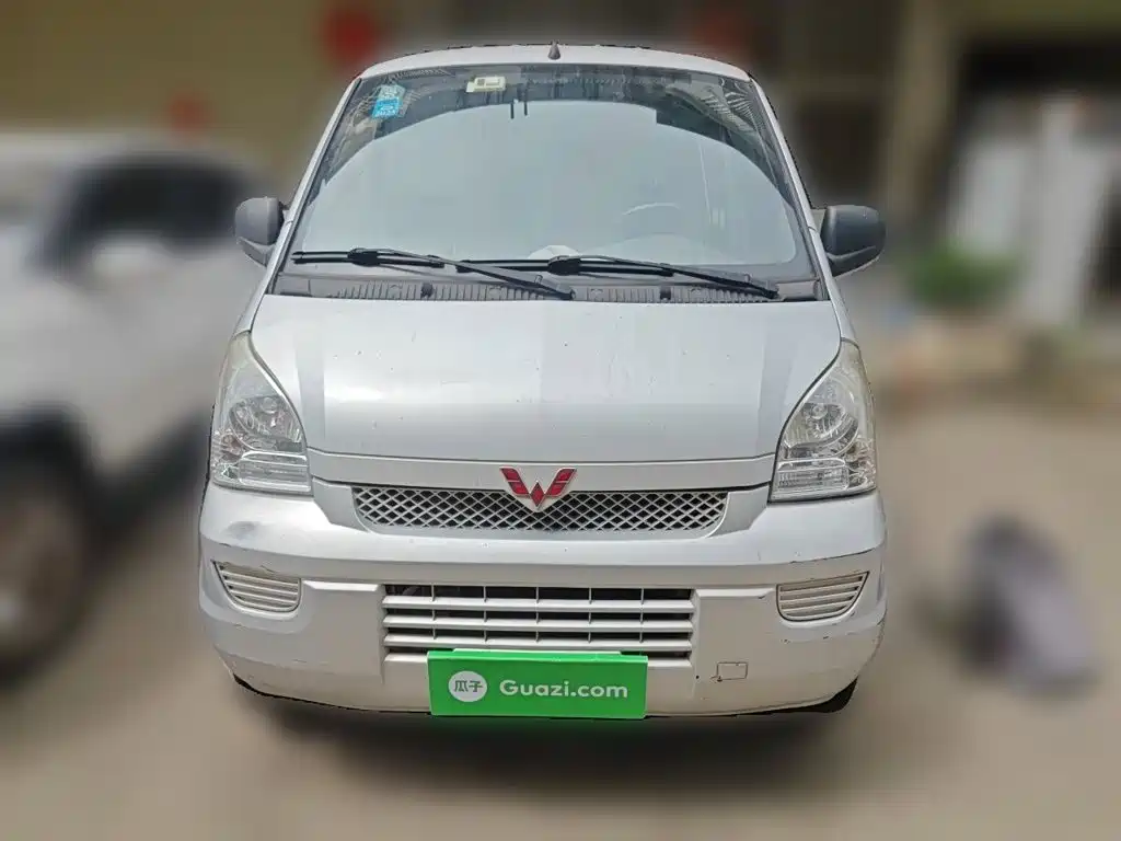 Wuling Motors Wuling Rongguang 2018 2017 1.5L Extended Basic