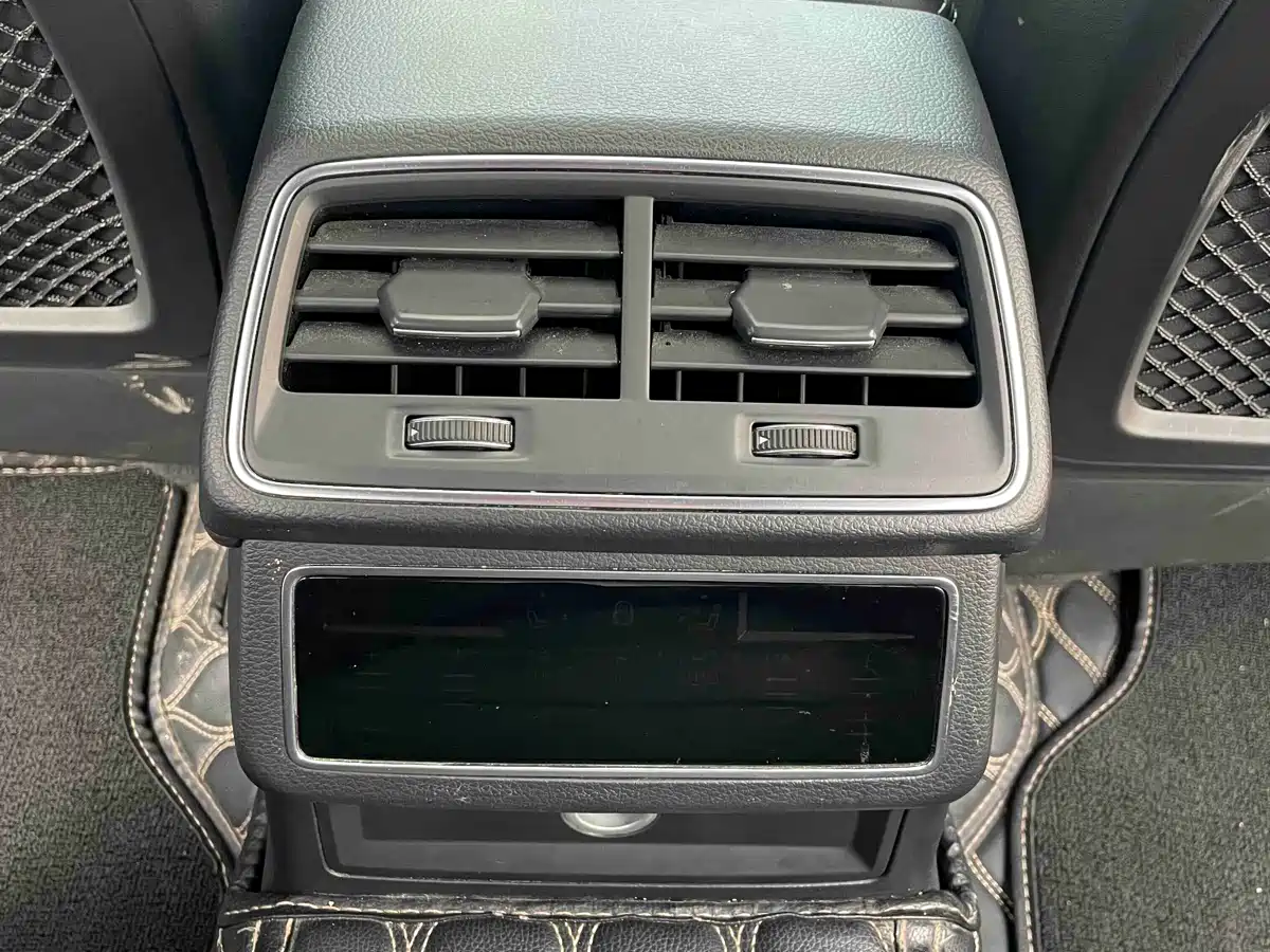 Audi A6L 2021 45 TFSI Exclusive Elegance фото 10