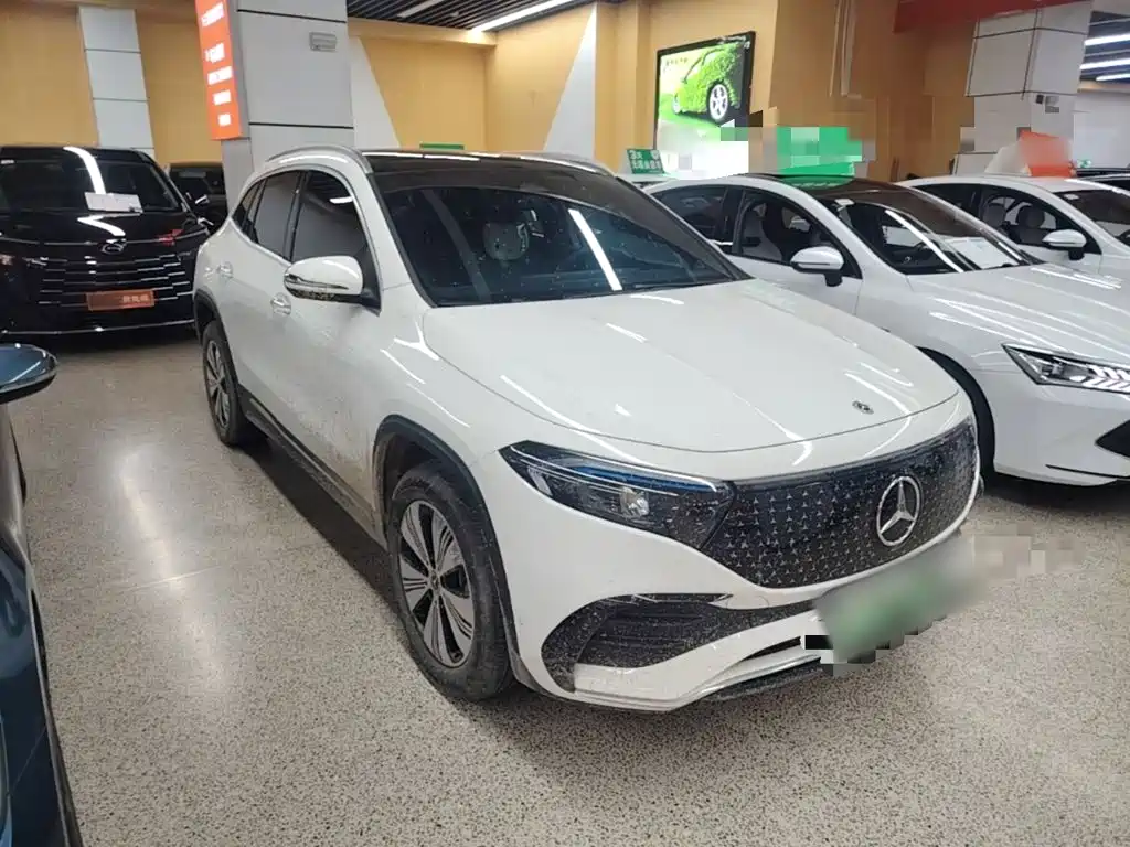 2025 Mercedes-Benz EQA
