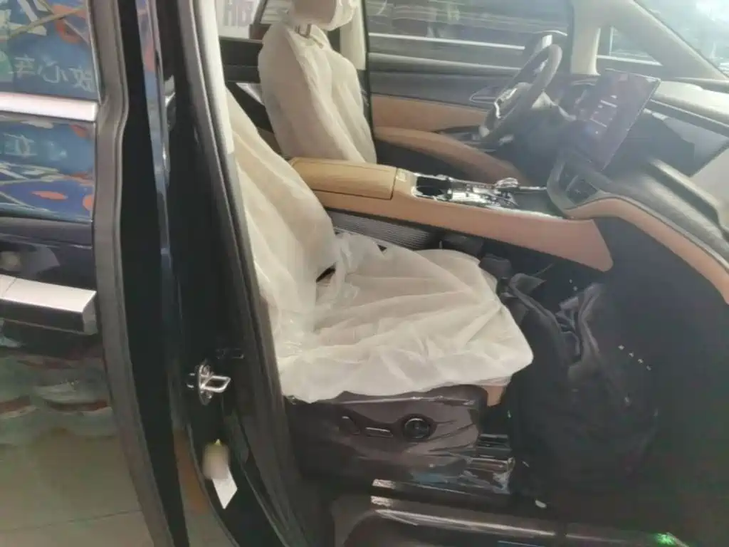 Denza D9 2026 2024 EV 620 Premium