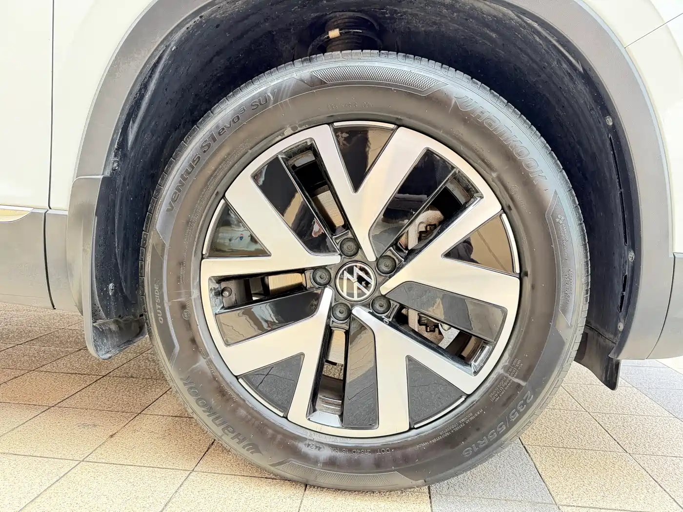 Volkswagen Tayron 2024 330TSI 2WD Luxury Plus Advanced фото 9