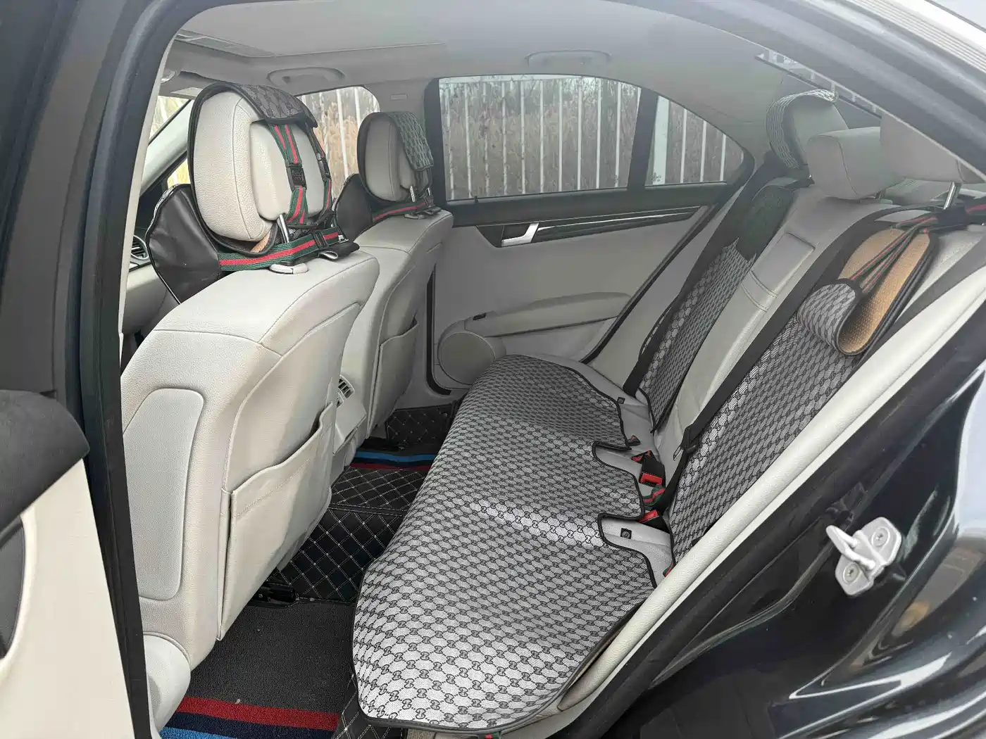 Mercedes-Benz C-Class 2011 C 180K Classic фото 8