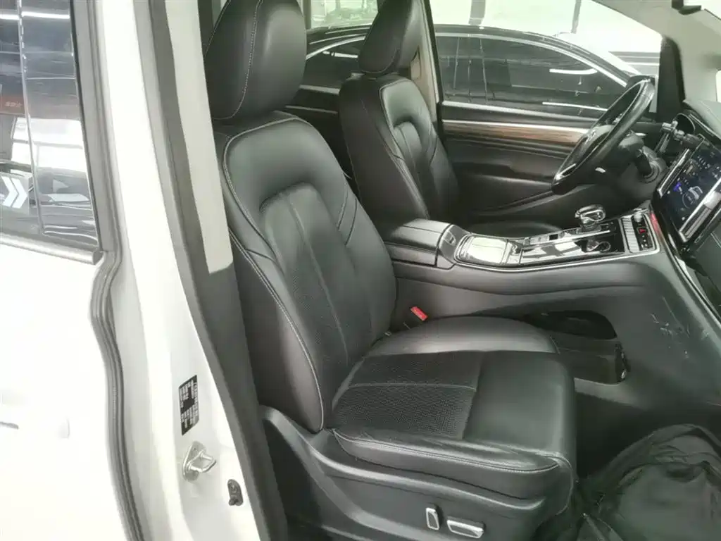 GAC Trumpchi Trumpchi M8 2021 Leading Show Series 390T Ultimate Edition фото 25