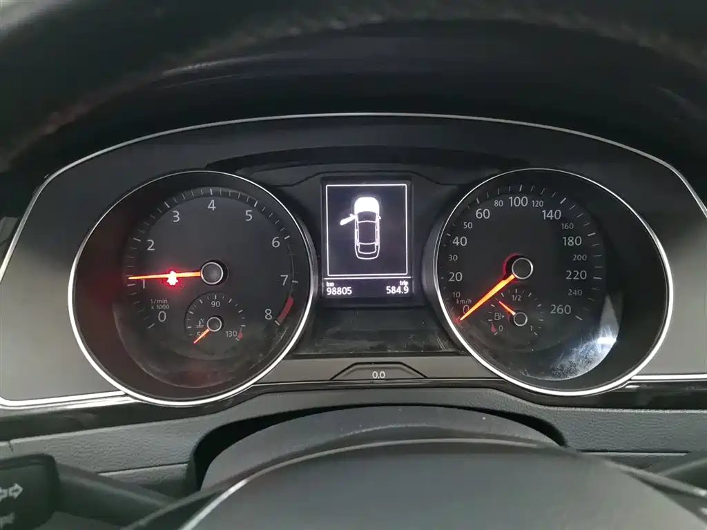 Volkswagen Magotan 2018 330TSI DSG Leading фото 12