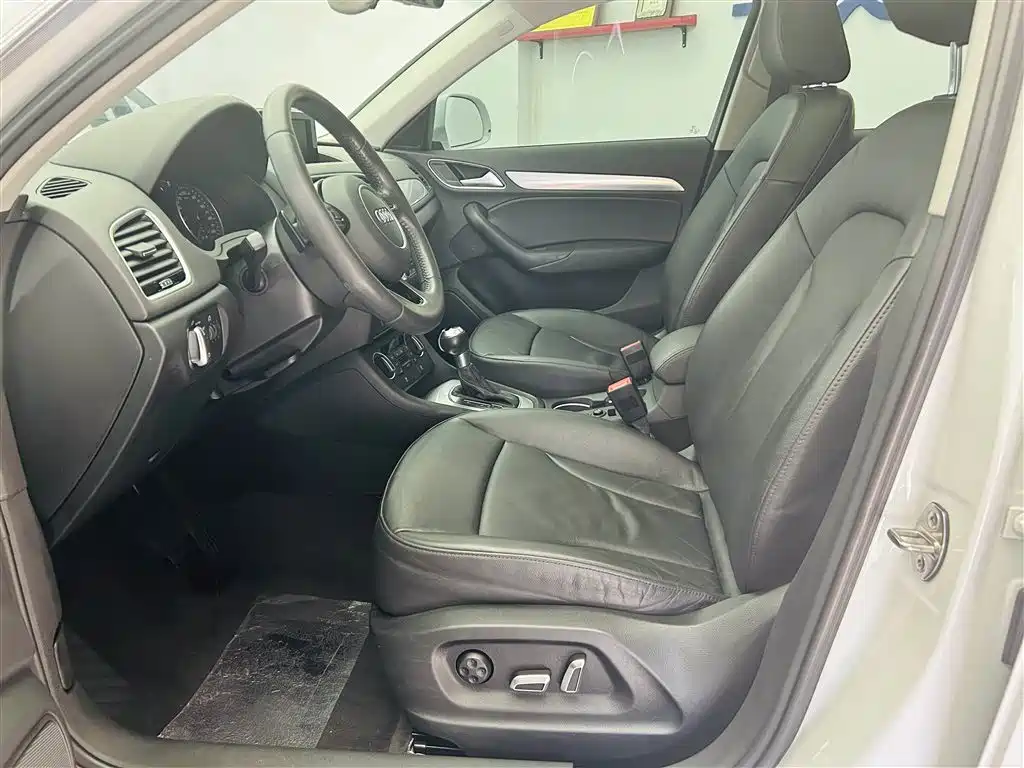 Audi Q3 2016 35 TFSI Style фото 19