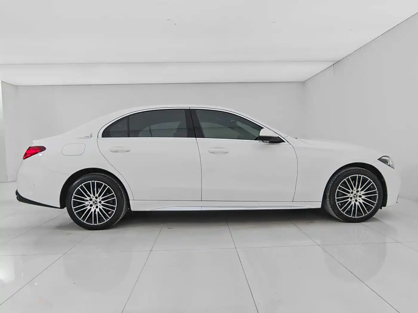 Mercedes-Benz C-Class 2023 Facelift II C 260 L Sport Edition фото 6