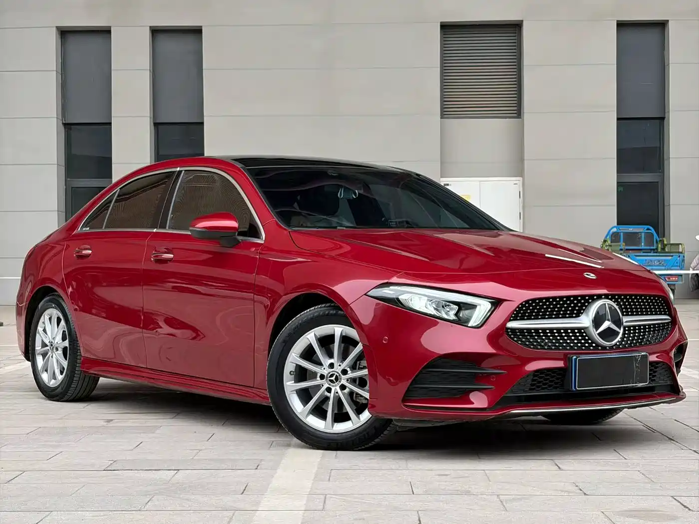 Mercedes-Benz A-Class 2022 A 200 L Sport Sedan Dynamic фото 3