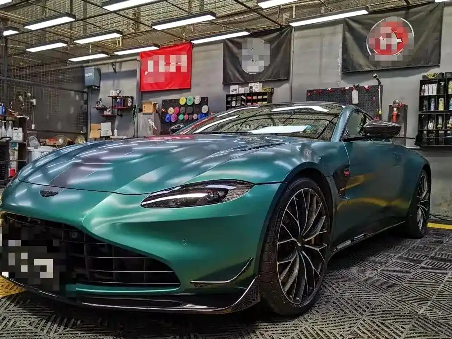 2022 Aston Martin V8 Vantage