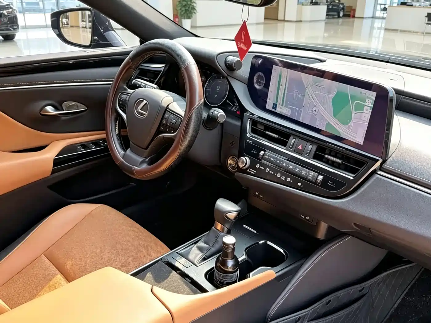 Lexus ES 2023 200 Luxury Edition фото 8