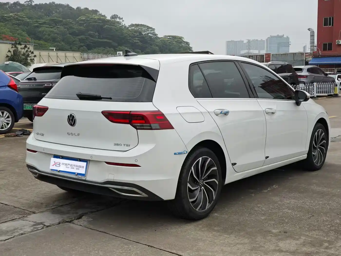 Volkswagen Golf 2024 280TSI DSG Pro Expert Edition фото 4