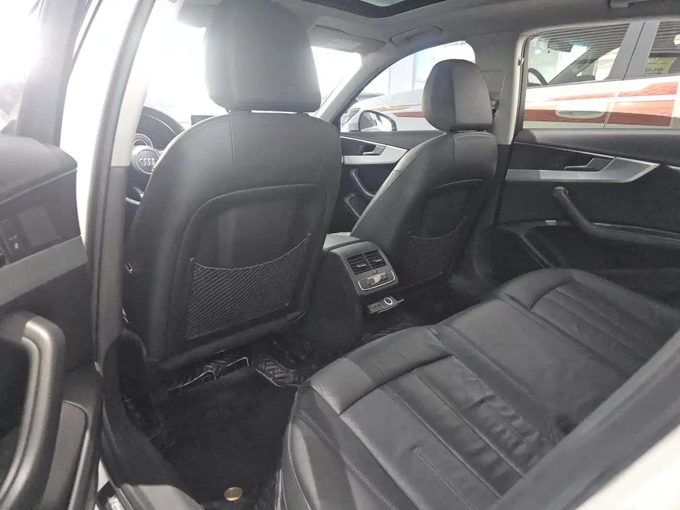 Audi A4L 2019 40 TFSI Fashion (China V) фото 7