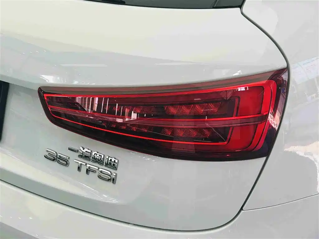 Audi Q3 2016 35 TFSI Style фото 12