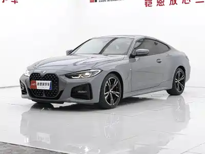 BMW 4