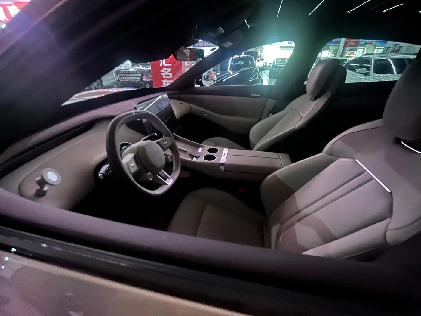 Xiaomi Auto Xiaomi YU7 2025 Extended Range AWD Pro фото 12