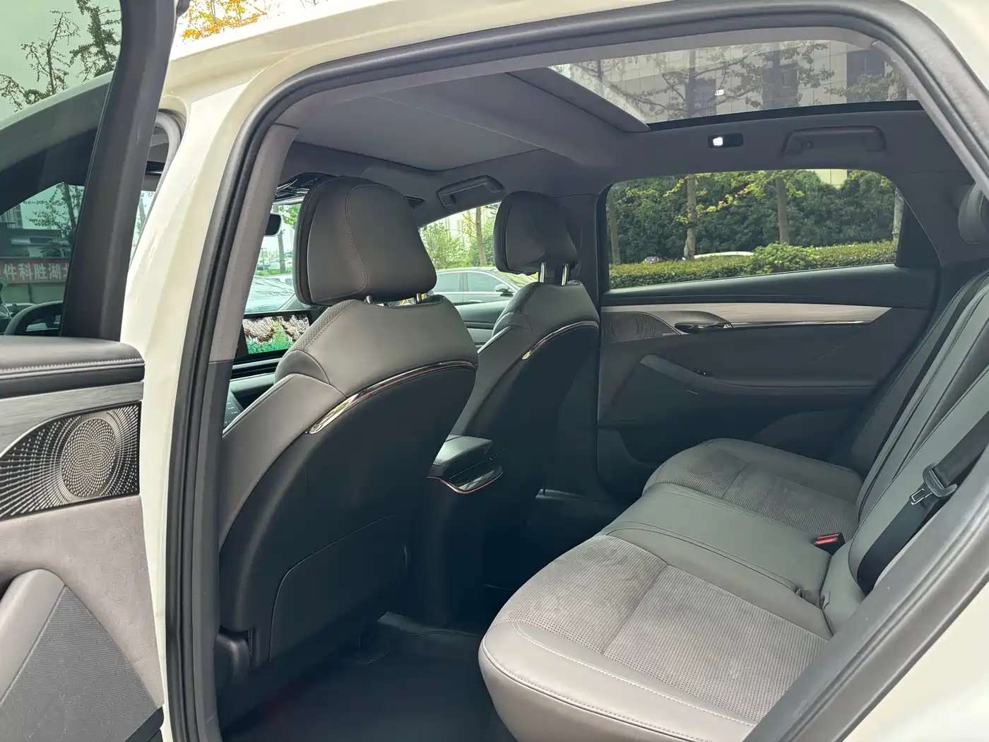 Voyah Passion 2024 2024 PHEV AWD Ultra Long Range Flagship