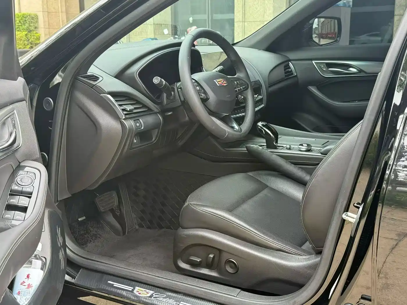 Cadillac CT5 2024 2023 28T Luxury Style (Standard Edition)