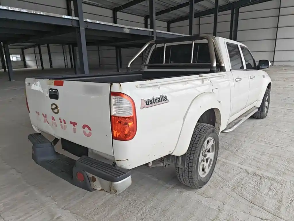 ZTE Weihu 2020 2017 2.4L Off-Road Edition Gasoline China V 2WD Standard Double Cab 4G69S4N
