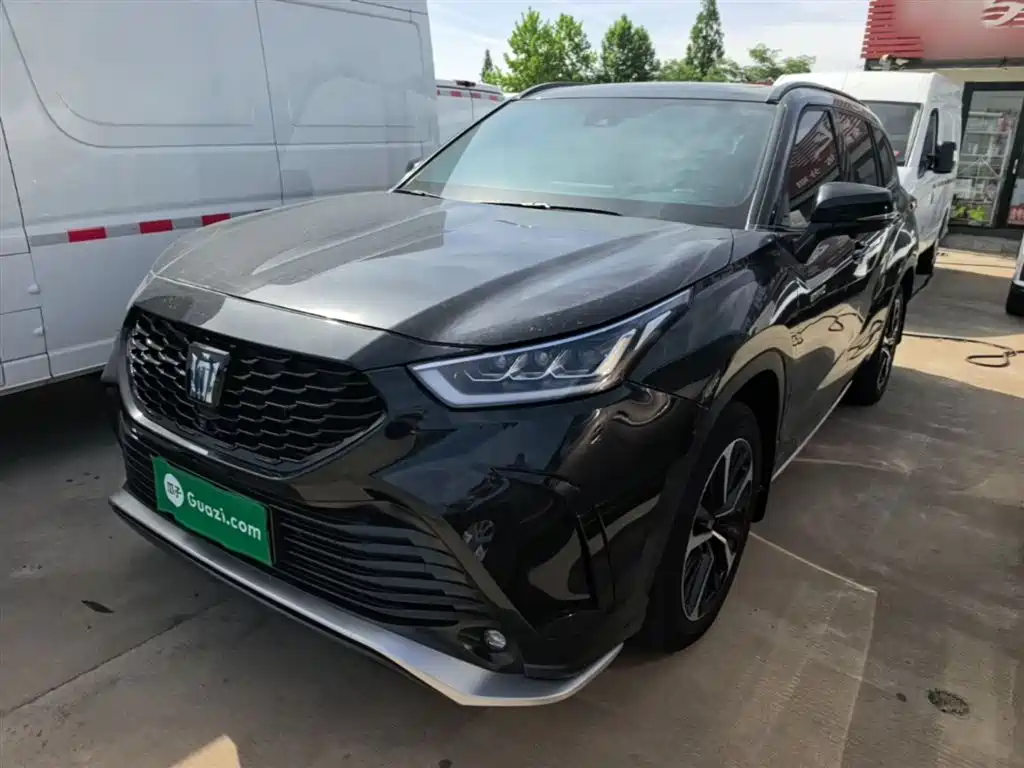 Toyota Crown Kluger 2023 2.5L HEV AWD Luxury Edition