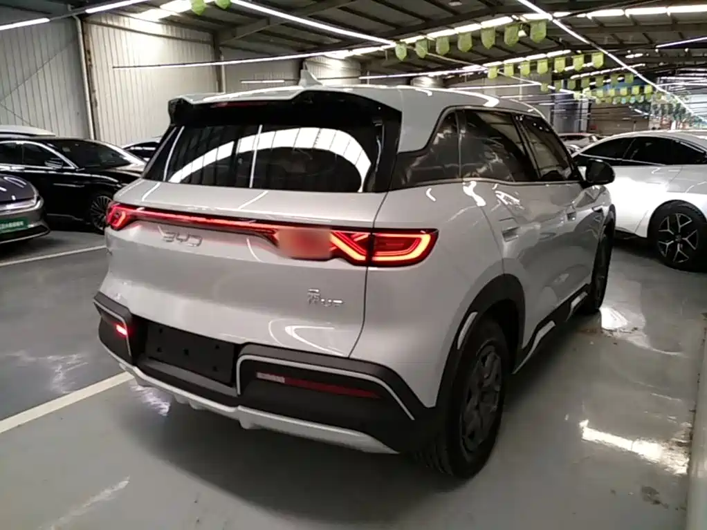 BYD Yuan UP 2025 2024 401KM Vitality Edition