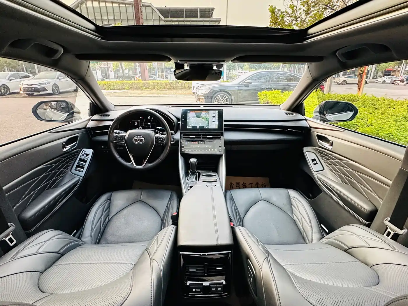 Toyota Avalon 2023 2.5L Touring Premium Edition фото 23