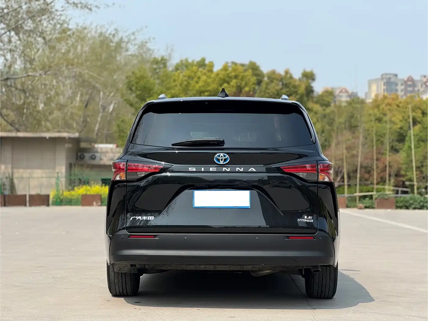 Toyota Sienna 2024 2.5L Hybrid Comfort Edition фото 5