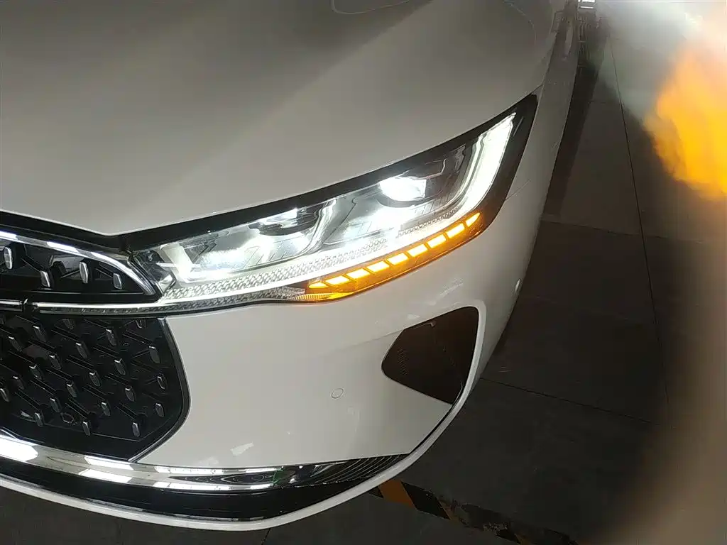 LINCOLN Z
