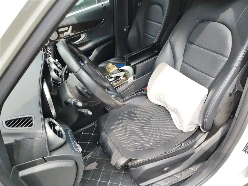 Mercedes-Benz GLC 2017 GLC 260 4MATIC Luxury фото 11