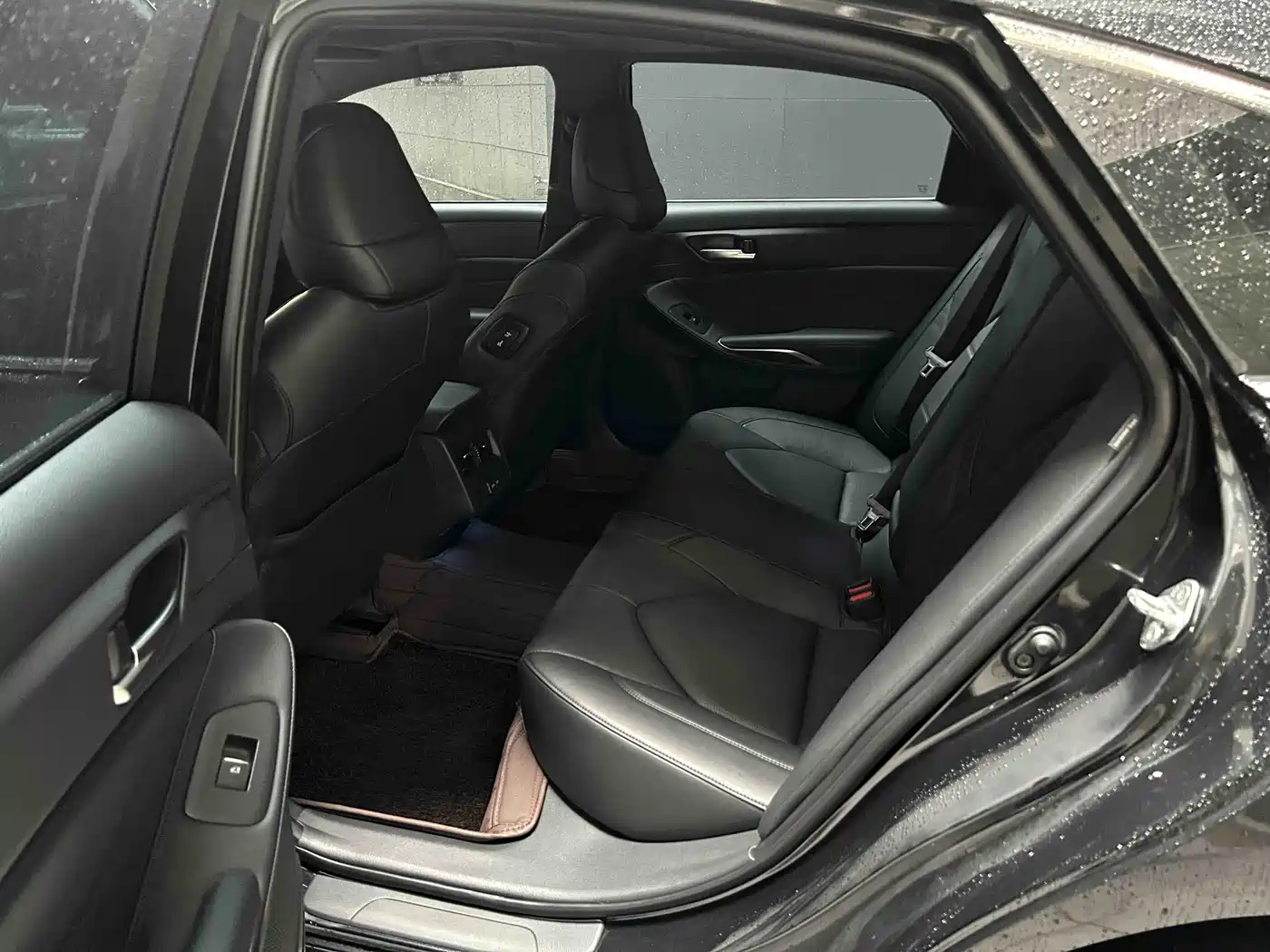 Toyota Avalon 2023 2.0L Premium Selection фото 19