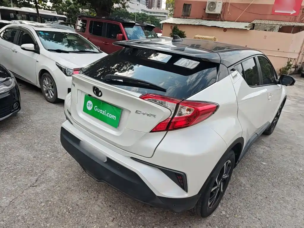 Toyota C-HR 2020 2020 Model 2.0L Comfort