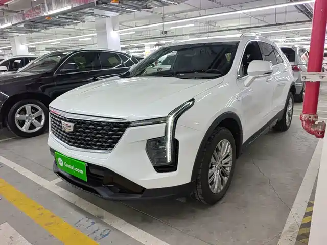 Cadillac XT4 28T, Люкс, моноприводный