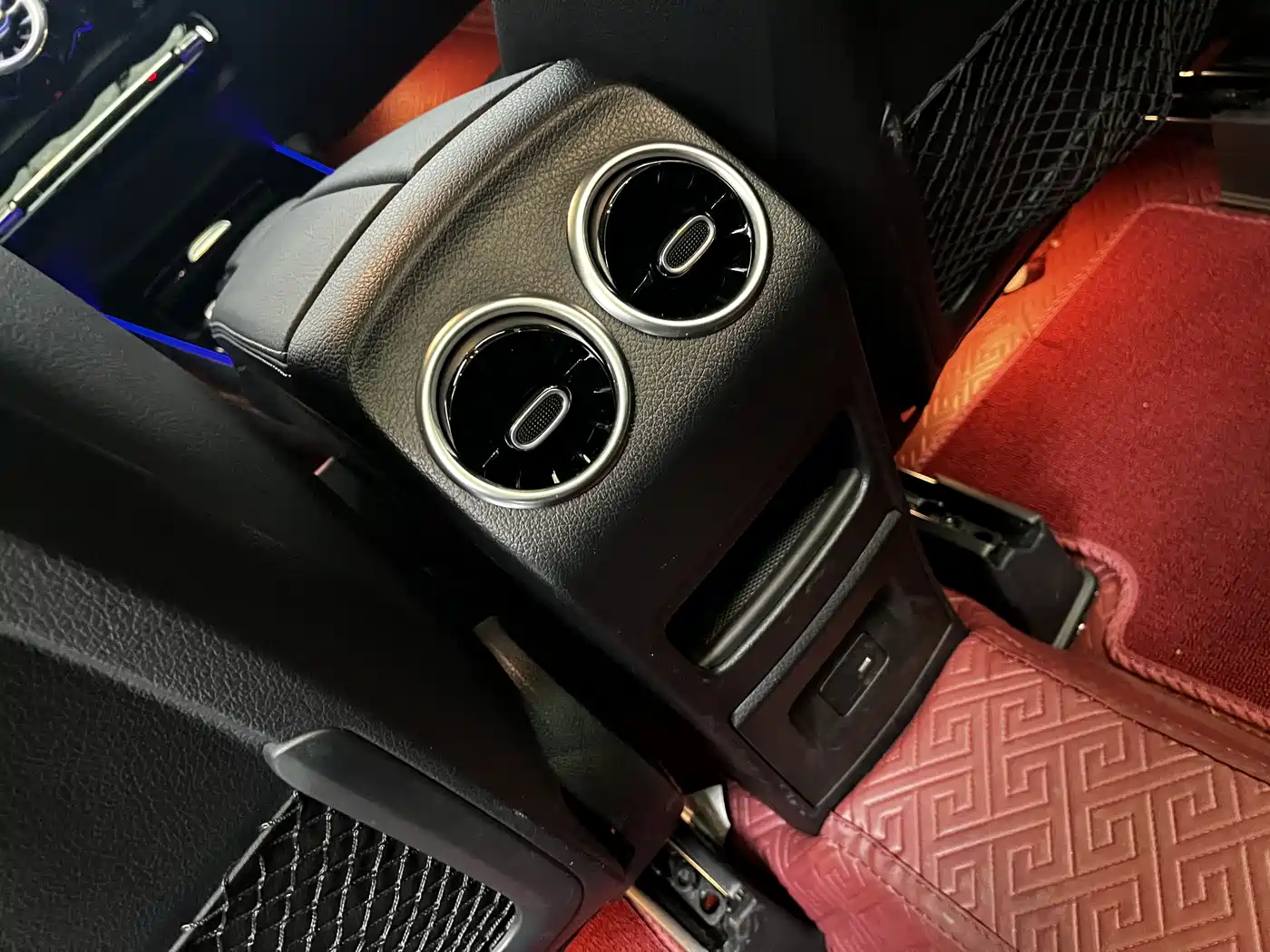 Mercedes-Benz GLB 2023 GLB 220 Dynamic фото 15