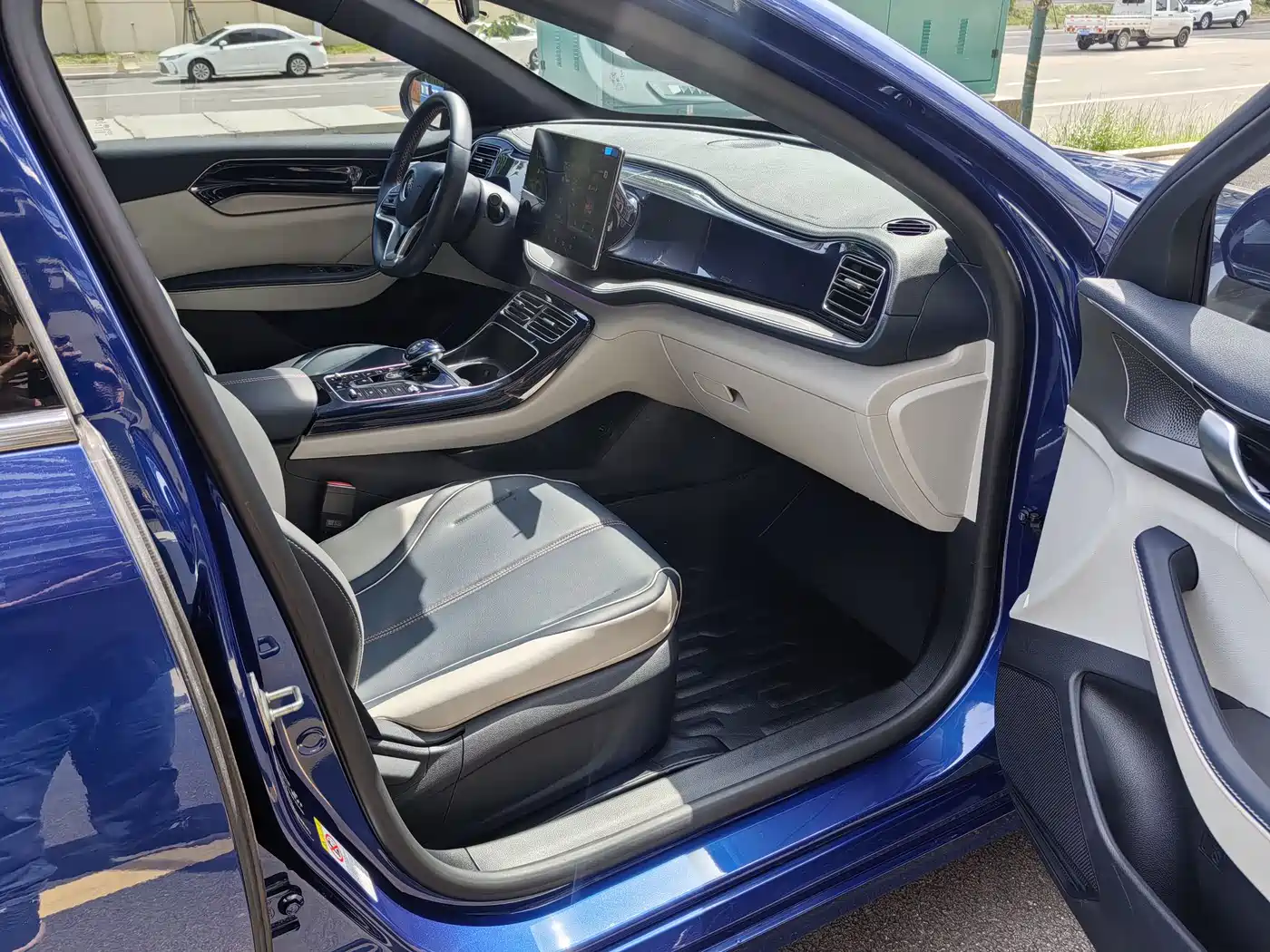 BYD Qin PLUS 2021 DM-i 120KM Flagship фото 12