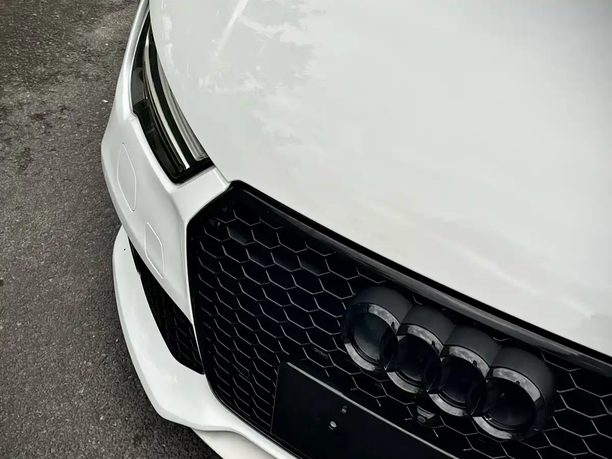 Photo 2 - Audi A7