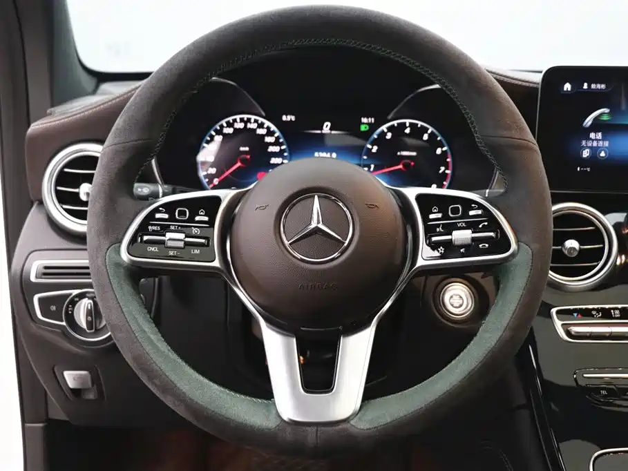 Mercedes-Benz GLC 2021 GLC 260 L 4MATIC Sporty фото 16