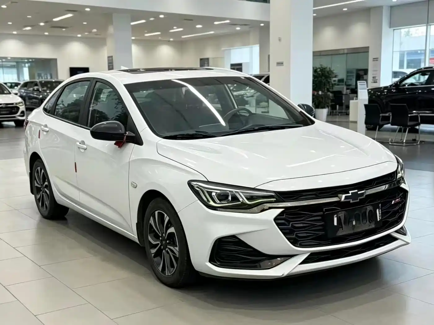 Chevrolet Monza 2019 RS 330T Auto Smooth Edition China VI фото 3
