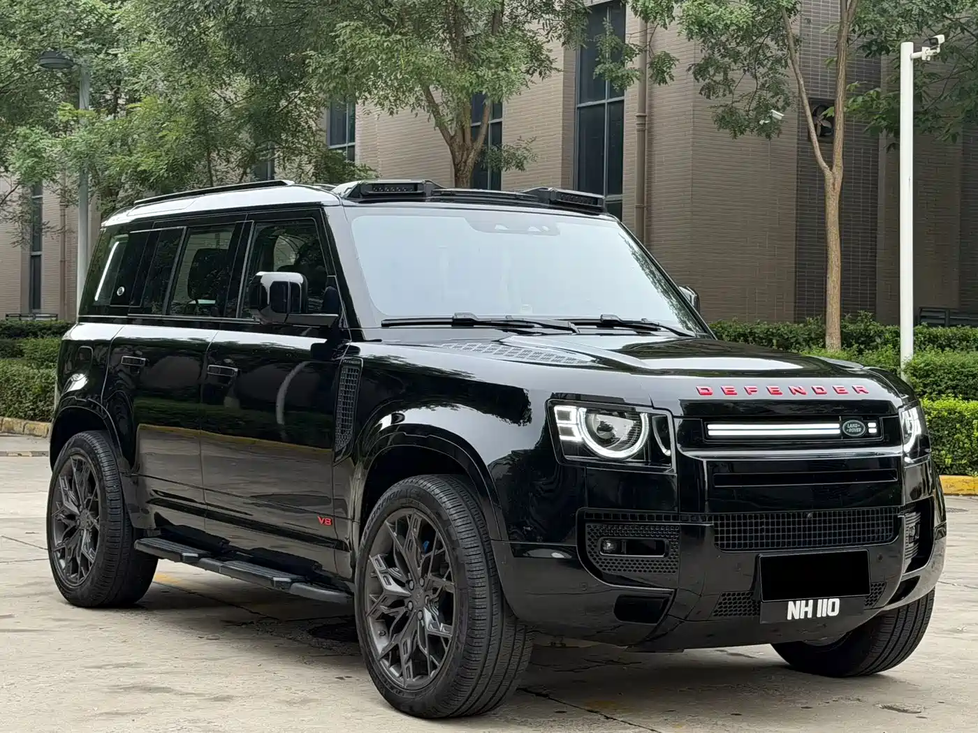 Land Rover Defender 2020 2020 Model 110 P400 SE