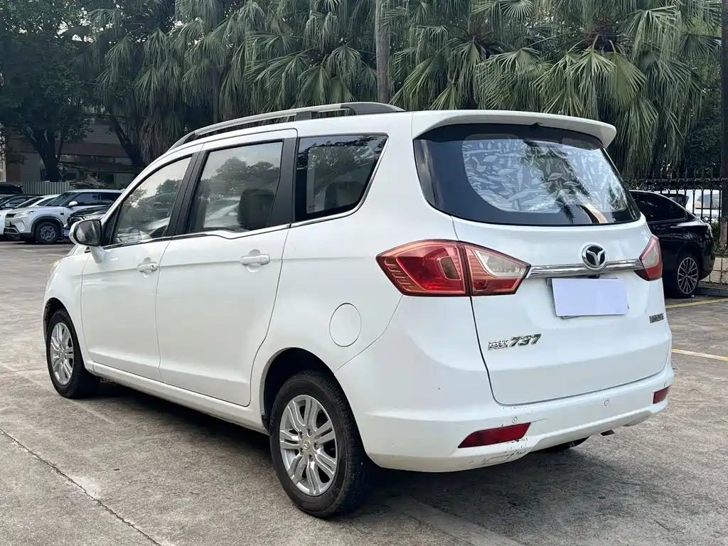 Фото 9 - Weichai Yingzhi Yingzhi 737