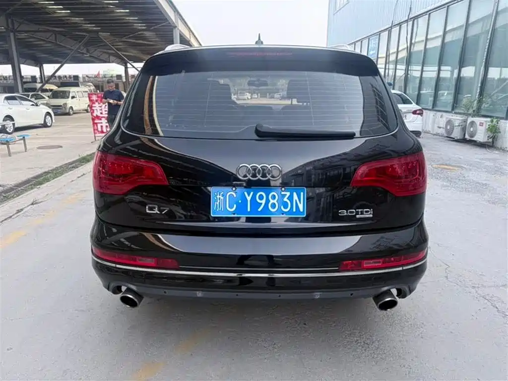 Audi Q7 2010 3.0 TDI quattro Leading Model фото 6