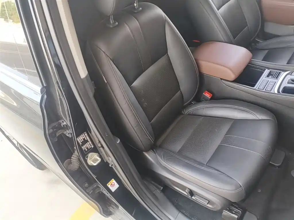 GAC Trumpchi Trumpchi GS8 2017 320T 2WD Luxury Smart Connect (7-seater) фото 25