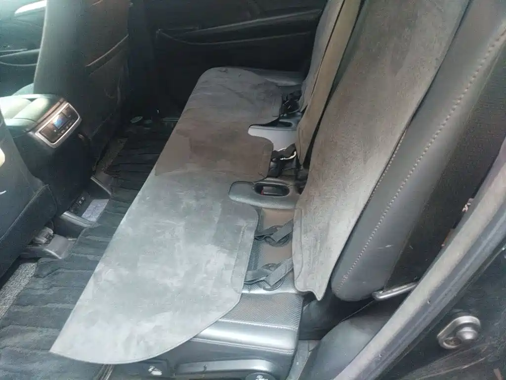 Toyota Highlander 2018 2.0T 4WD Luxury 7-seater (China V) фото 15