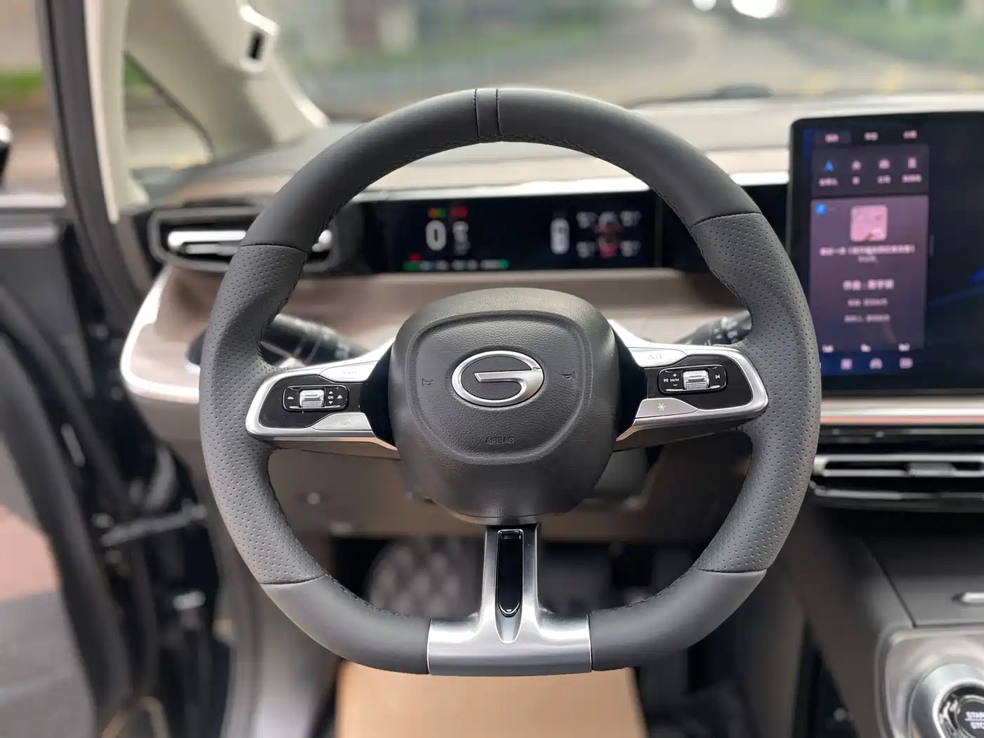 GAC TRUMPCHI E8 NEW ENERGY