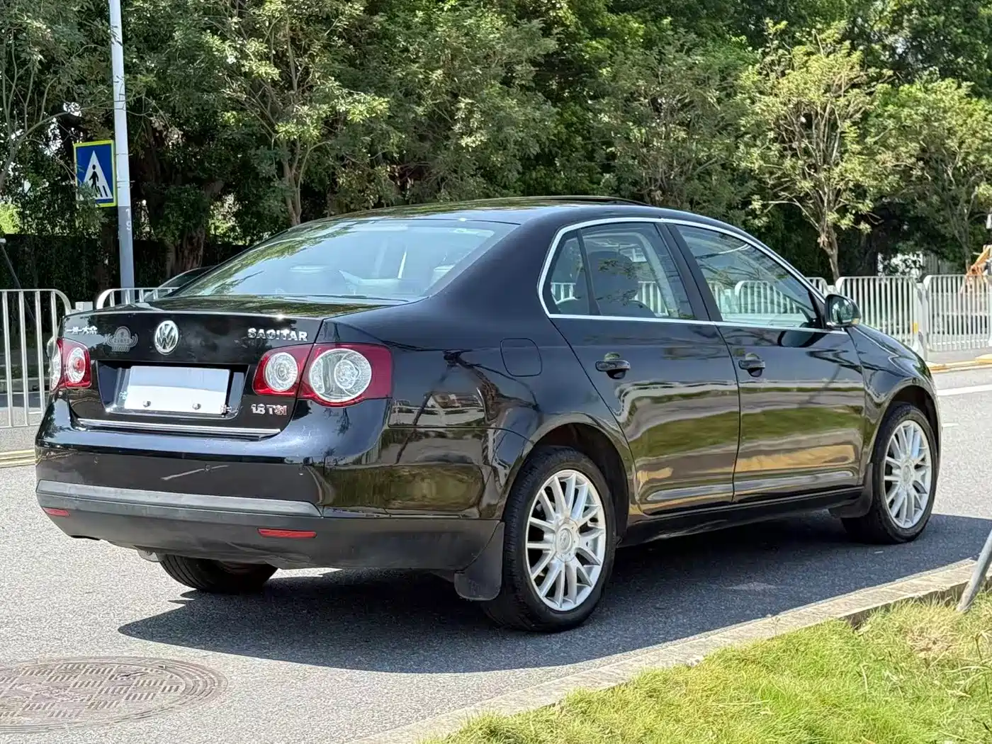 Volkswagen Sagitar 2009 2009 Model 1.8TSI Automatic Champion Edition
